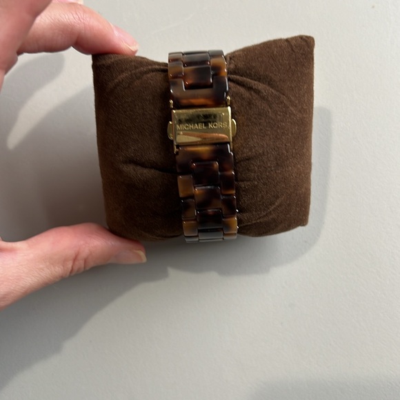 Michael Kors Tort Ritz Women's Watch MK5038 - Picture 5 of 8